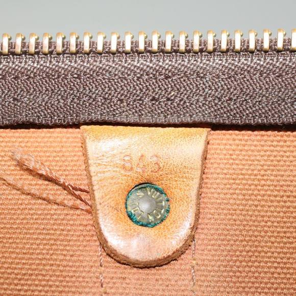LOUIS VUITTON Keepall 50 Travel - Picture 7 of 16